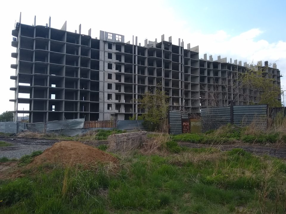Жилой дом № 11 с офисами непосредственного обслуживания населения