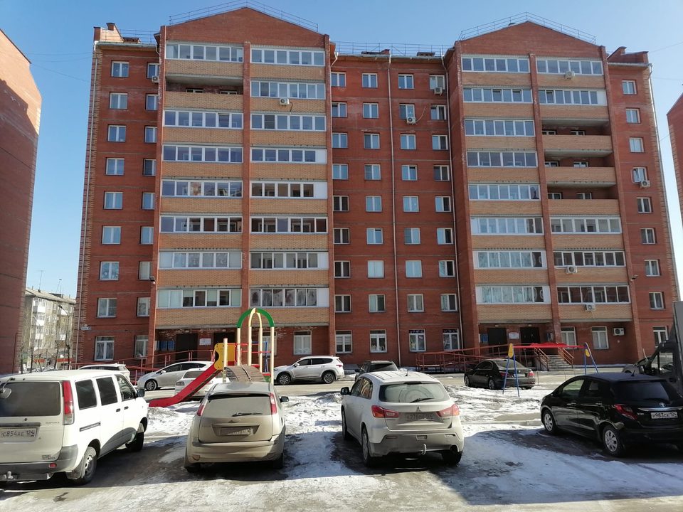 г. Ачинск, микрорайон 5 Между жилыми домами № 4 и № 49